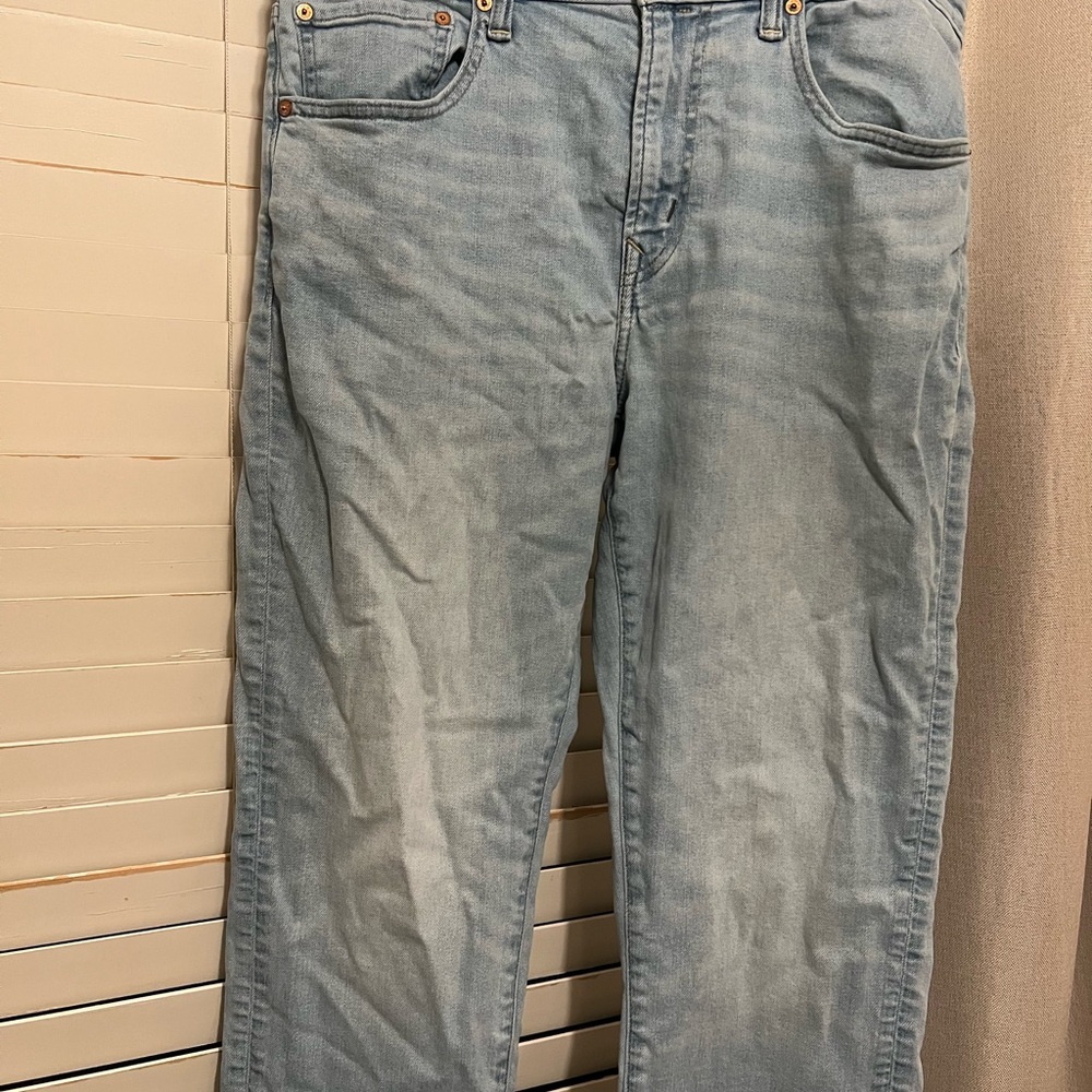 Levi's Light Wash Denim Jeans